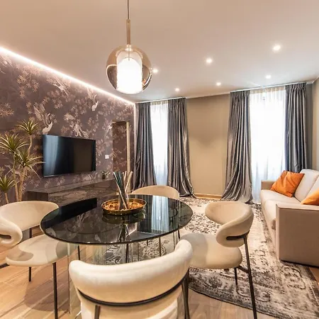 We - Lagrange19 - Luxury *