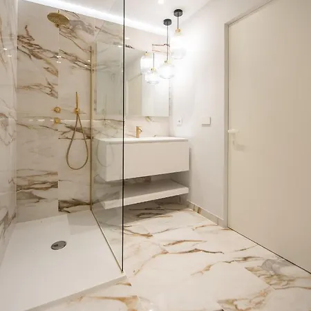 We - Lagrange19 - Luxury * Turin